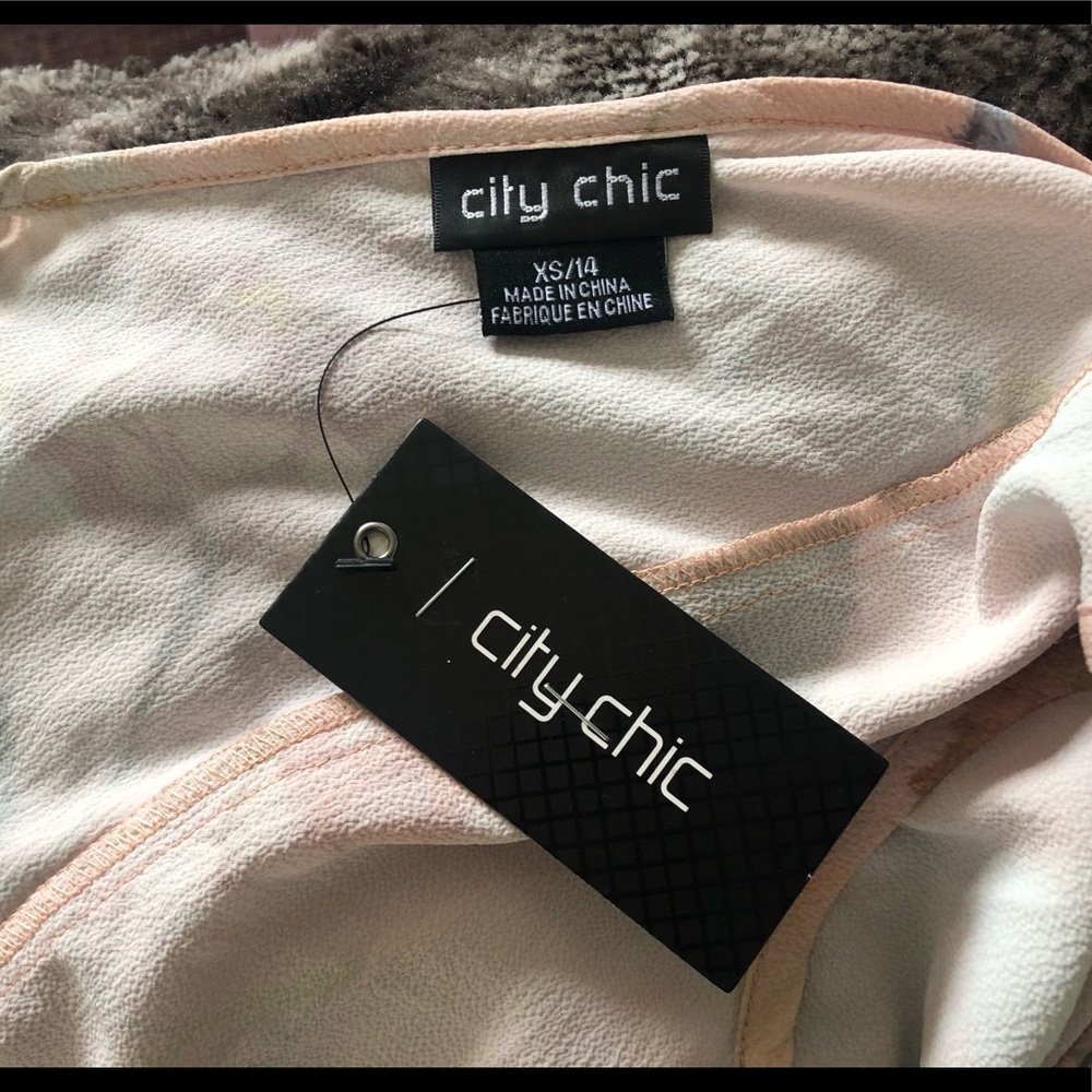 City Chic Summer Rose Ruffle Top - Picture 7 of 9